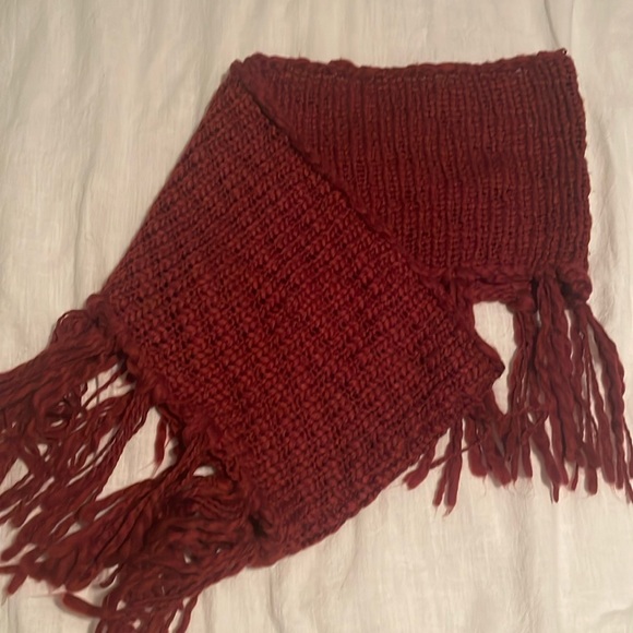 BP Nordstrom bought burgundy infinity scarf 🧣 with fringe. Perfect condition. - Picture 1 of 5
